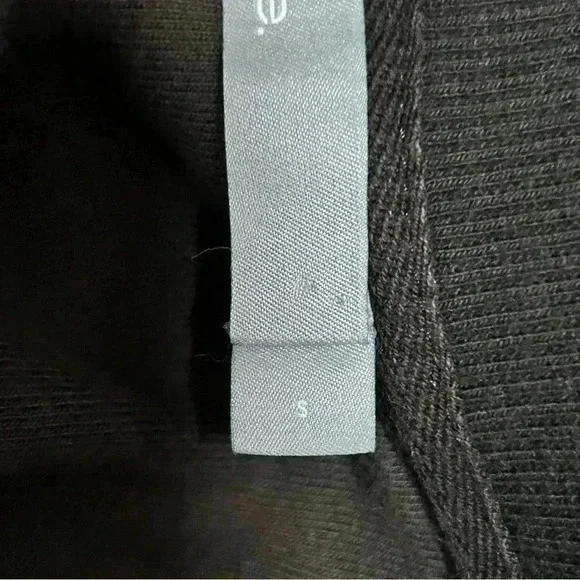 Vince Velour Long Sleeve Crewneck Pullover - Picture 5 of 6